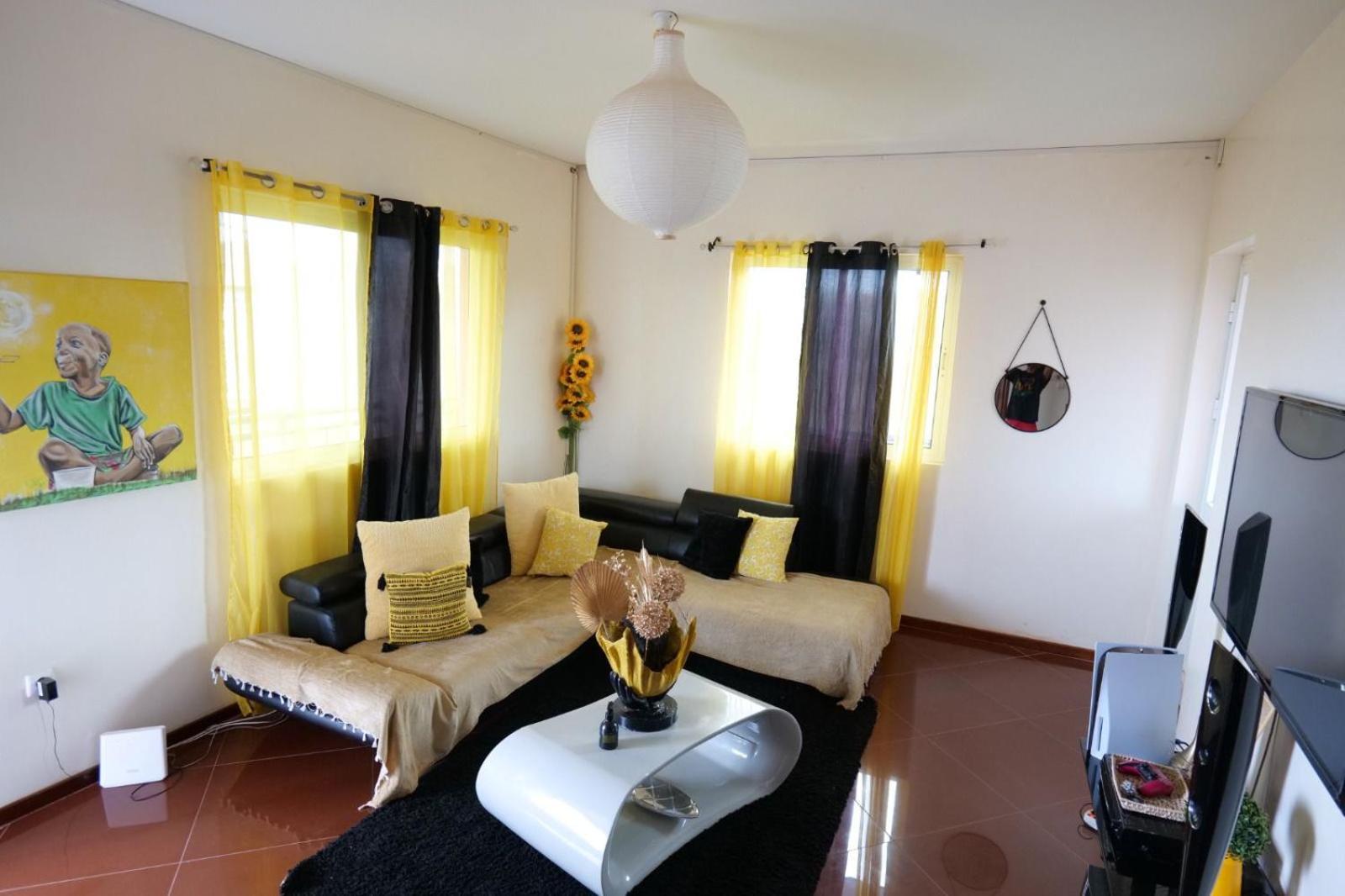 Tarrafal House Екстериор снимка